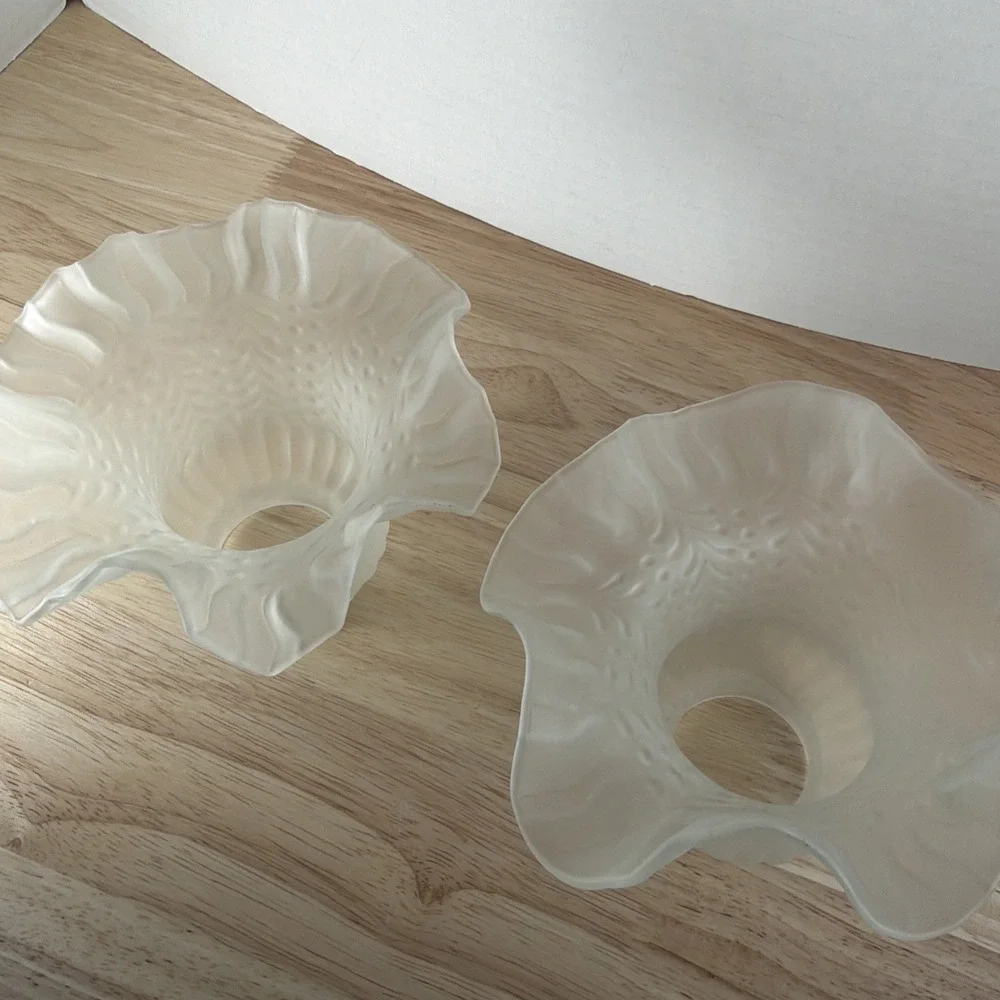 Vtg Pair Frosted Glass Tulip Ruffled Edge 4.25